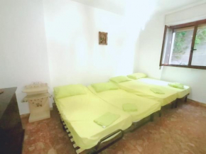 B&B Alassio Camere Private con Cucina Bagno e Terrazza condivisa Colazione su richiesta